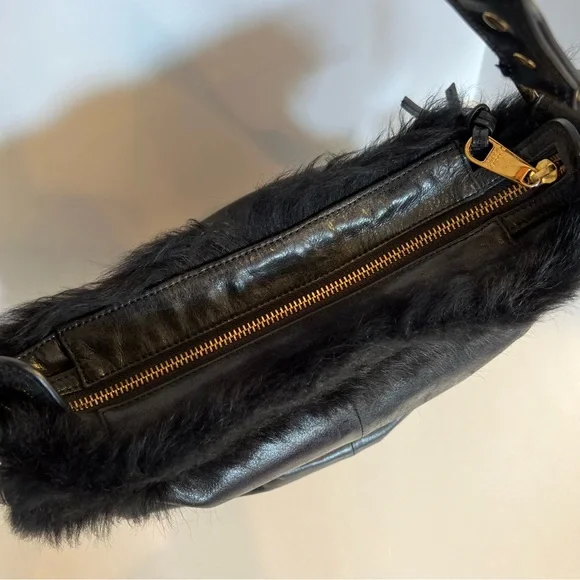 Badgley Mischka Furry Black Y2K Shoulder Bag - Picture 6 of 10